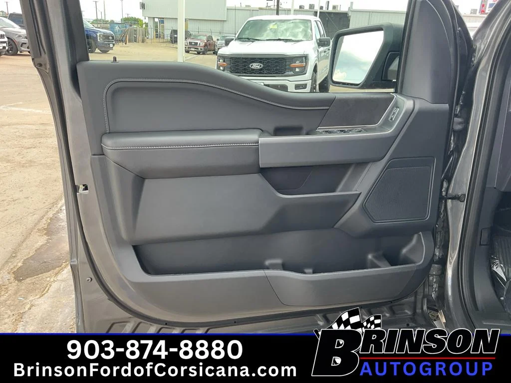 New 2026 Carbonized Gray Metallic Ford XLT image 10