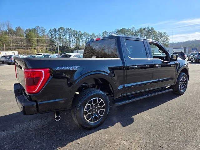 Used 2023 Black Ford XLT image 8