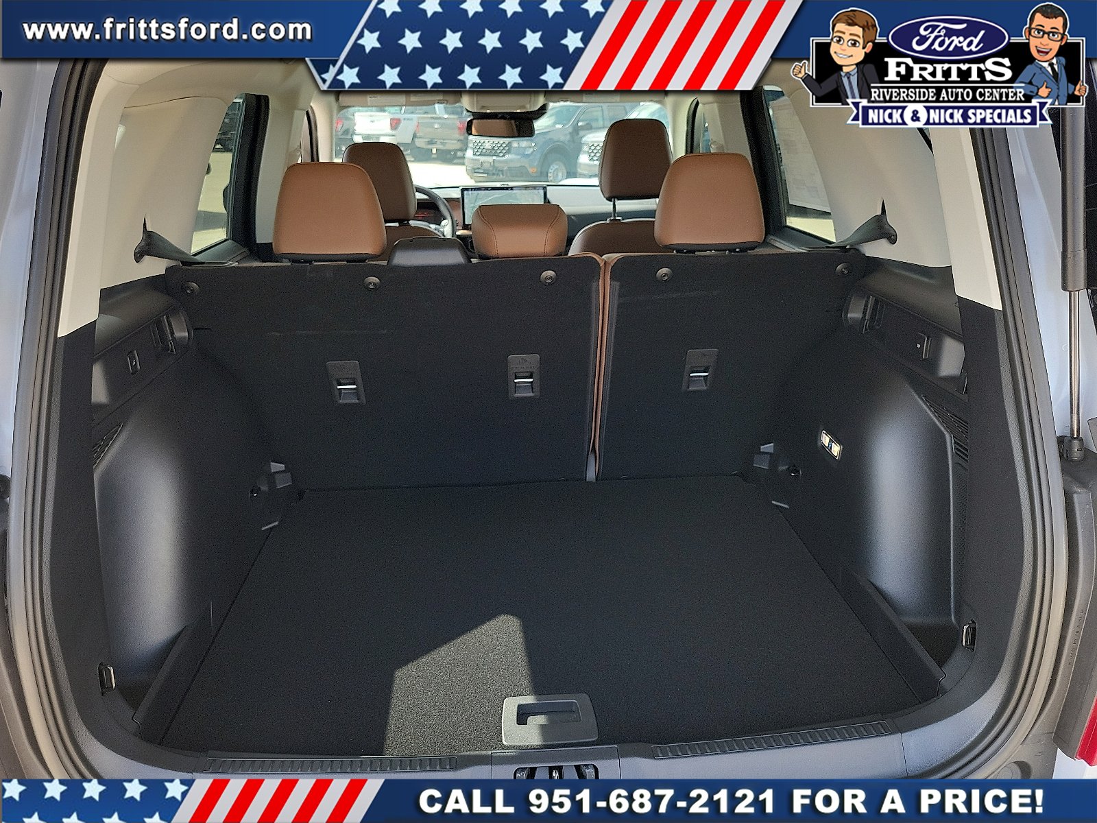 New 2026 Space White Metallic Ford Outer Banks® image 23