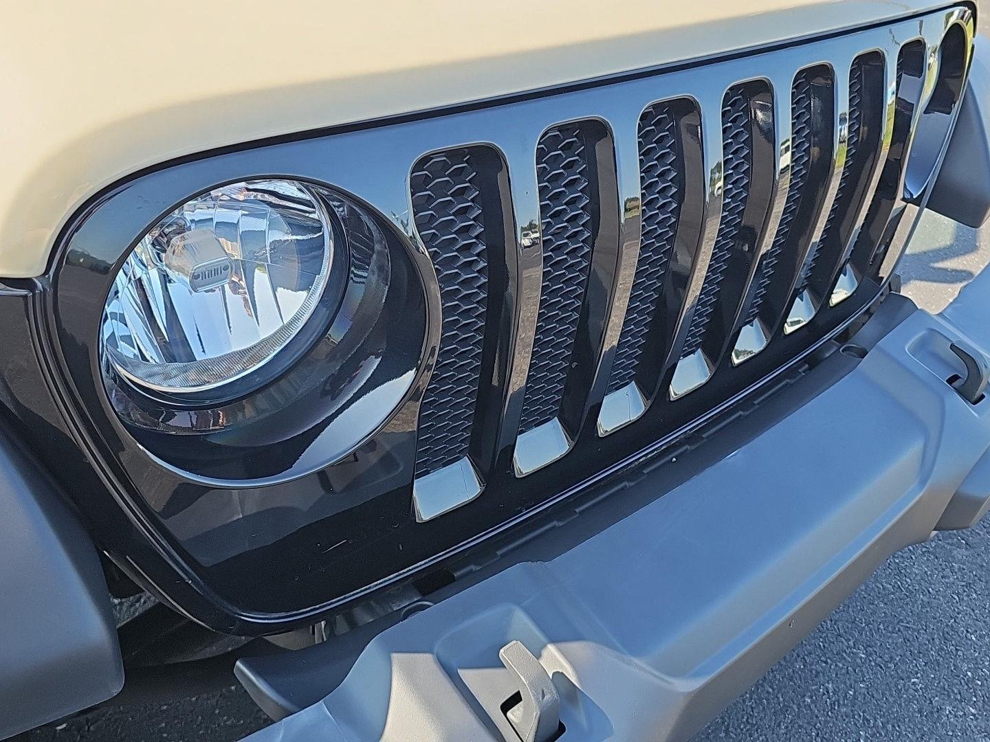 Used 2022 Limited Edition Gobi Clearcoat Jeep Unlimited Willys Sport image 30