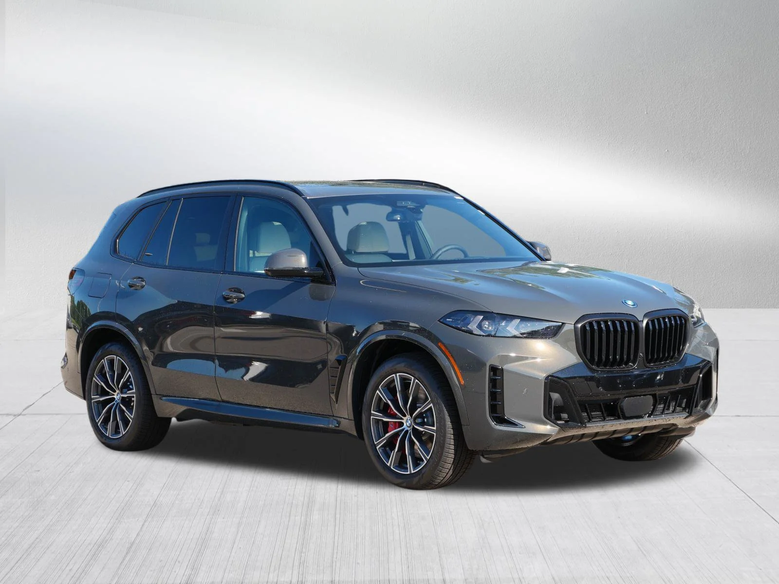 New 2026 Dravit Grey Metallic BMW xDrive50e image 1