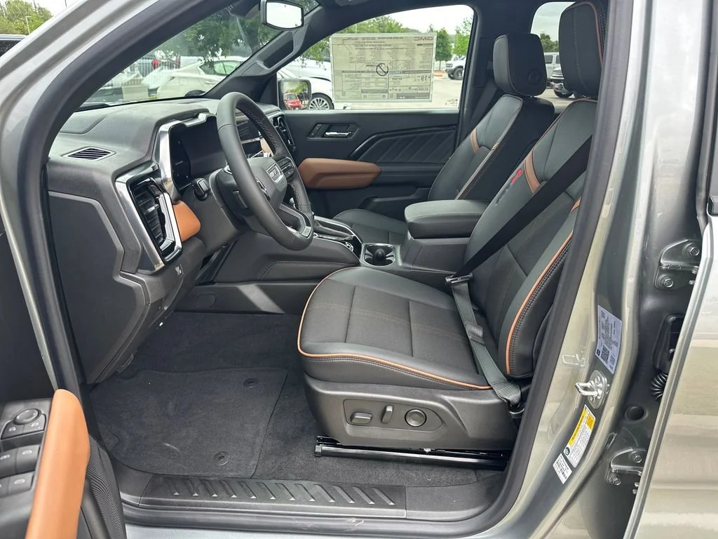 New 2026 Sterling Metallic GMC AT4 image 10