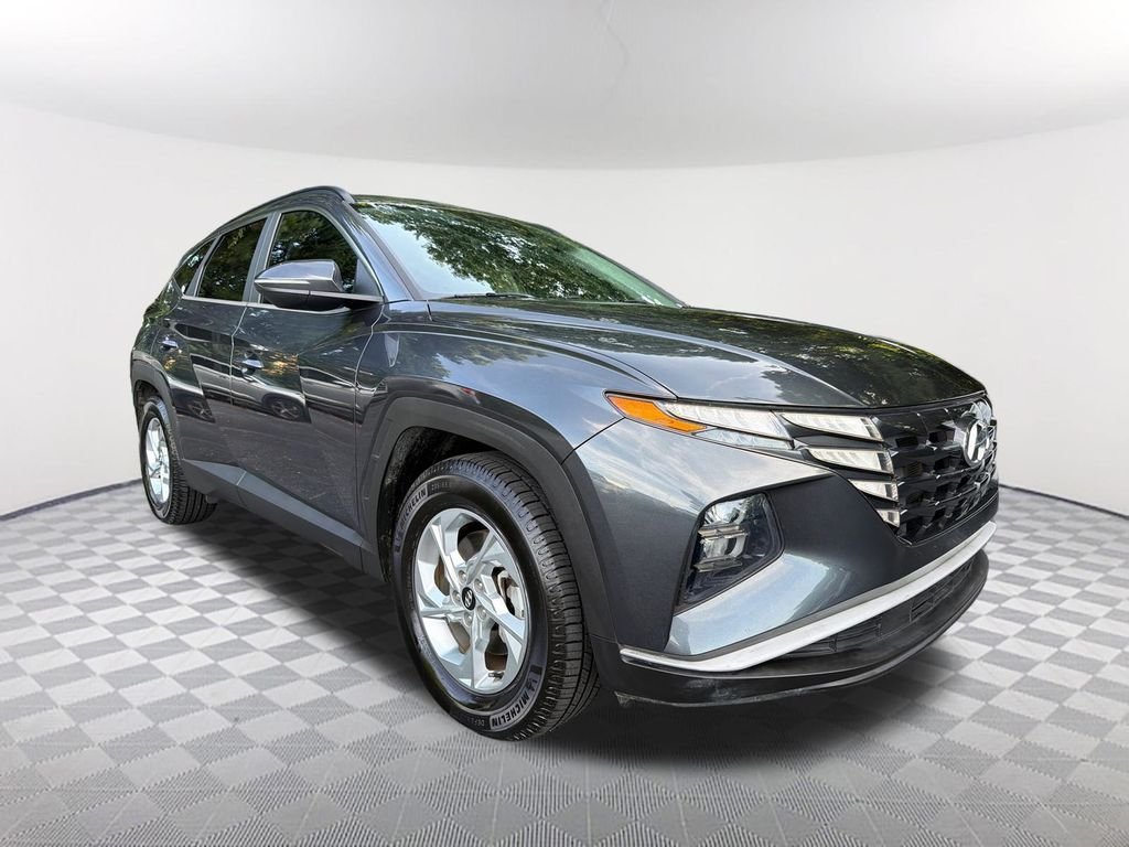 Used 2022 Gray Hyundai SEL image 3
