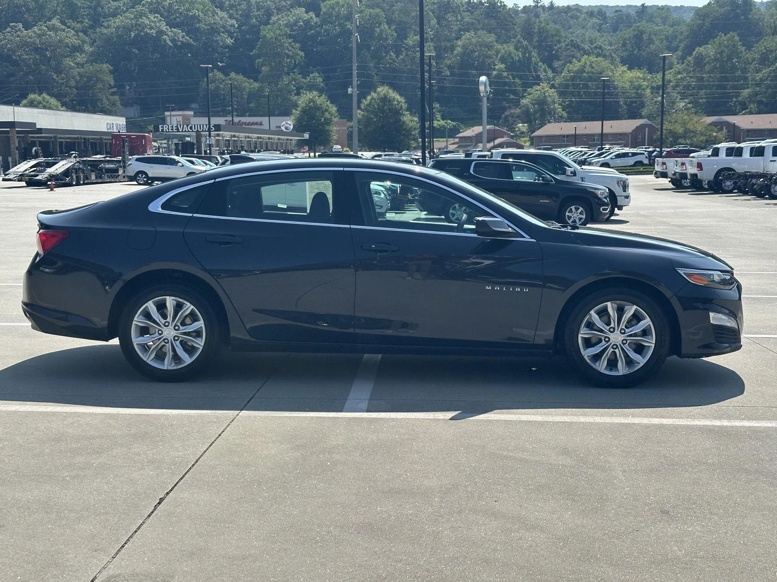 Used 2023 Dark Ash Metallic Chevrolet LT image 8