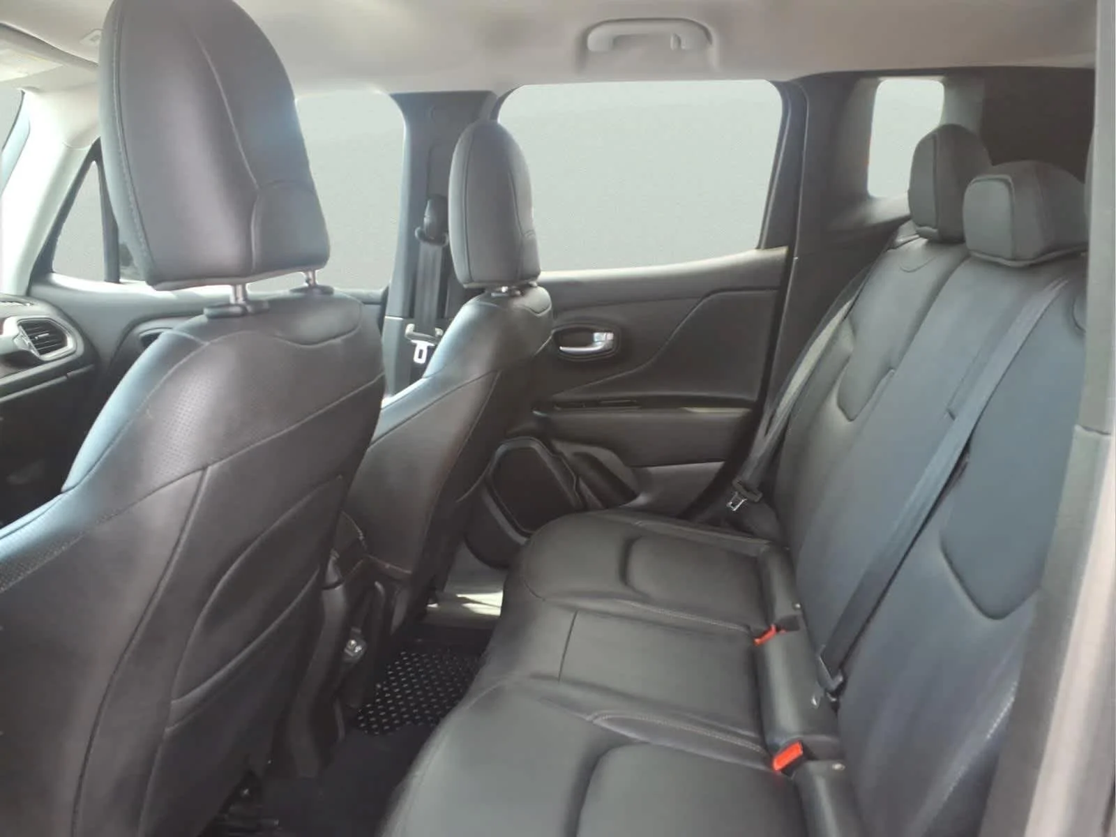 Used 2023 Black Clearcoat Jeep Limited image 11