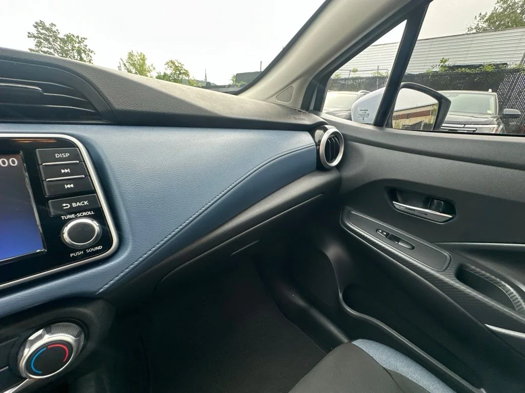 Used 2025 Gray Nissan 1.6 SV image 17