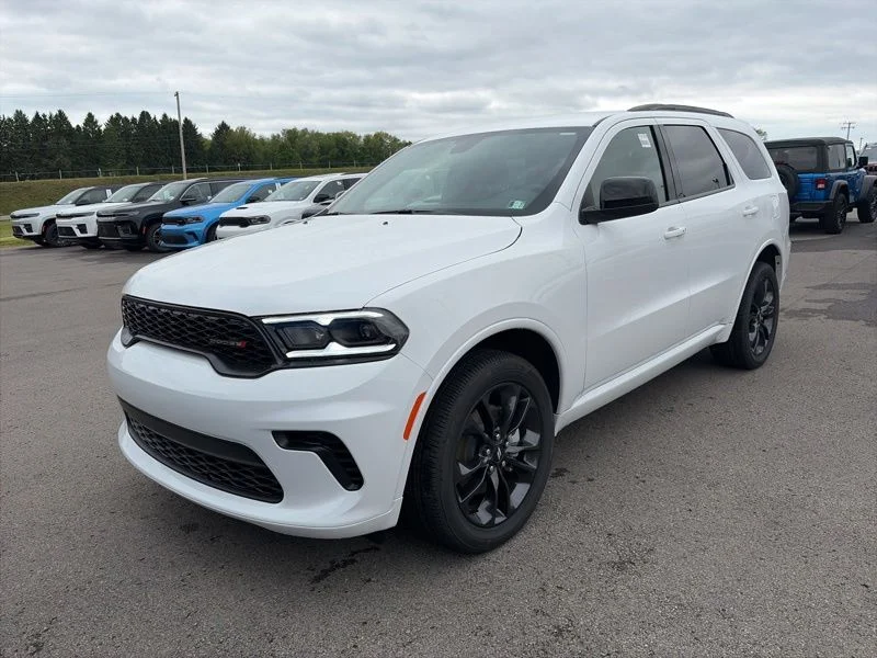 New 2026 White Knuckle Clear-Coat Exterior Paint Dodge GT image 8