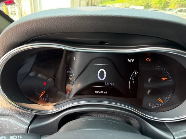 Used 2018 Bright White Clearcoat Jeep Limited image 19
