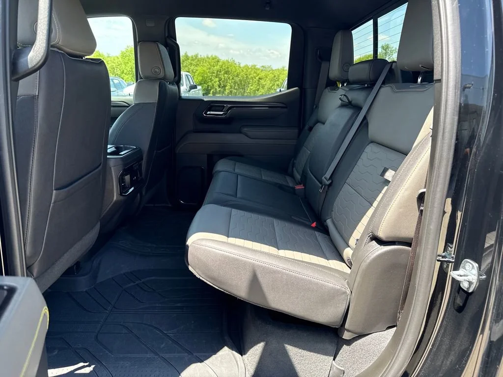 2023 Chevrolet Silverado 1500 ZR2 - Photo 28