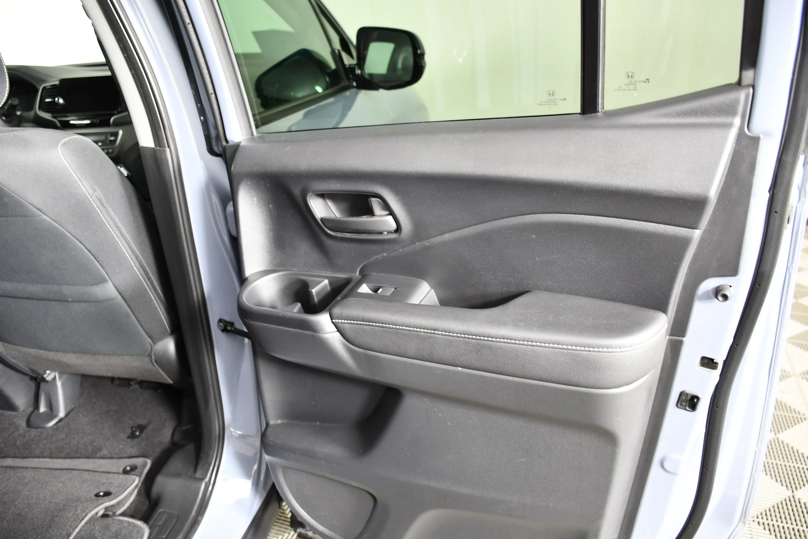 Certified Used 2025 Sonic Gray Pearl Honda Sport image 43