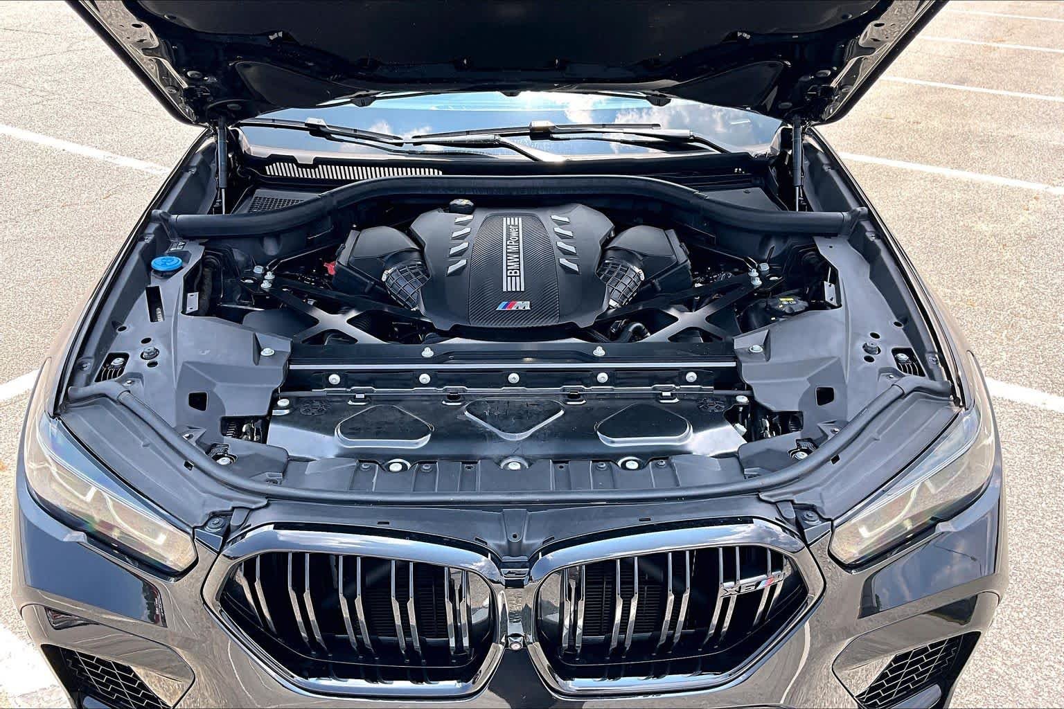 Used 2022 Black Sapphire Metallic BMW  image 32