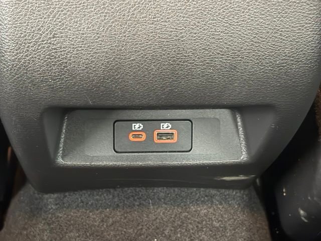 Used 2025 White Nissan 2.5 SV image 11