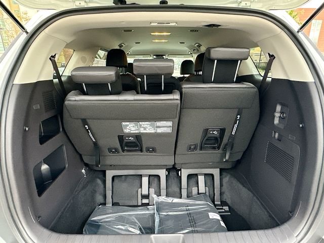 Certified Used 2026 Snow White Pearl Kia LXS image 26