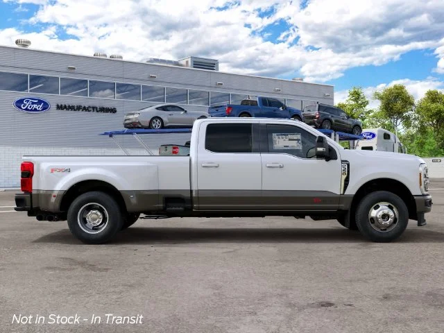 New 2027 Star White Metallic Tri-Coat Ford  image 6