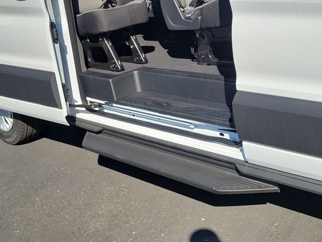 New 2025 Oxford White Ford Passenger Van XLT image 18