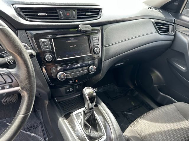 Used 2020 Silver Nissan SV image 7