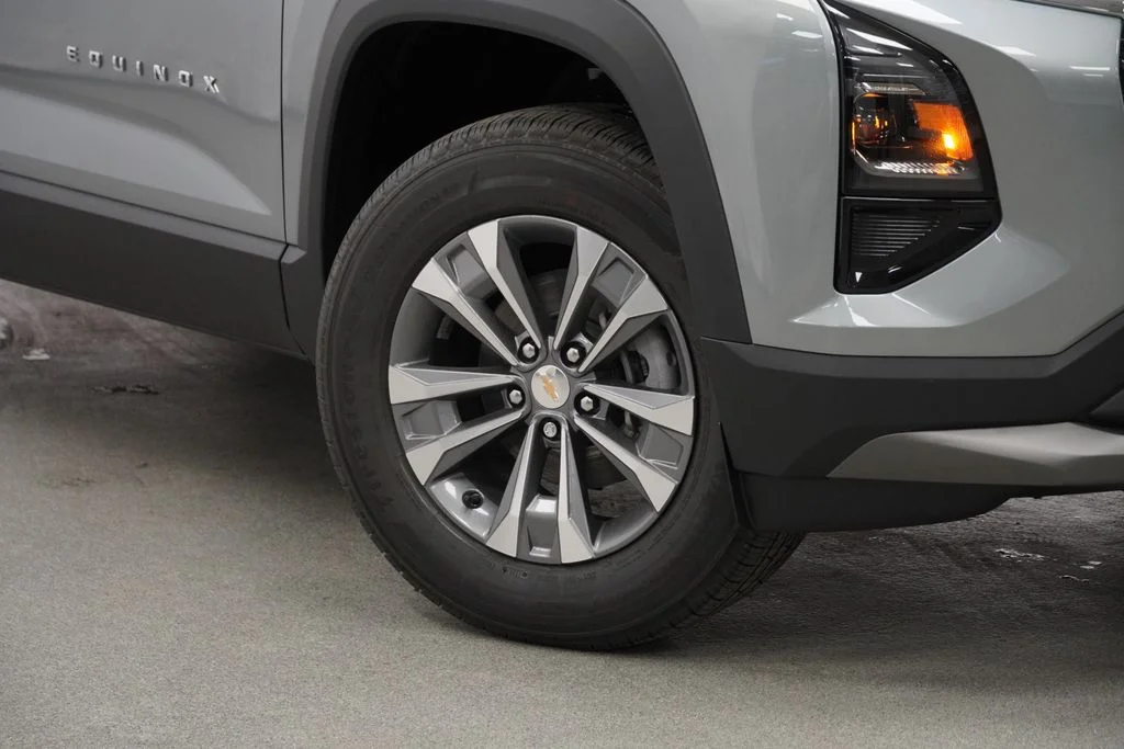 New 2026 Gray Chevrolet LT image 9