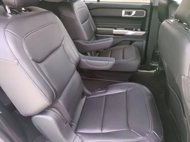 Used 2023 White Ford XLT image 32