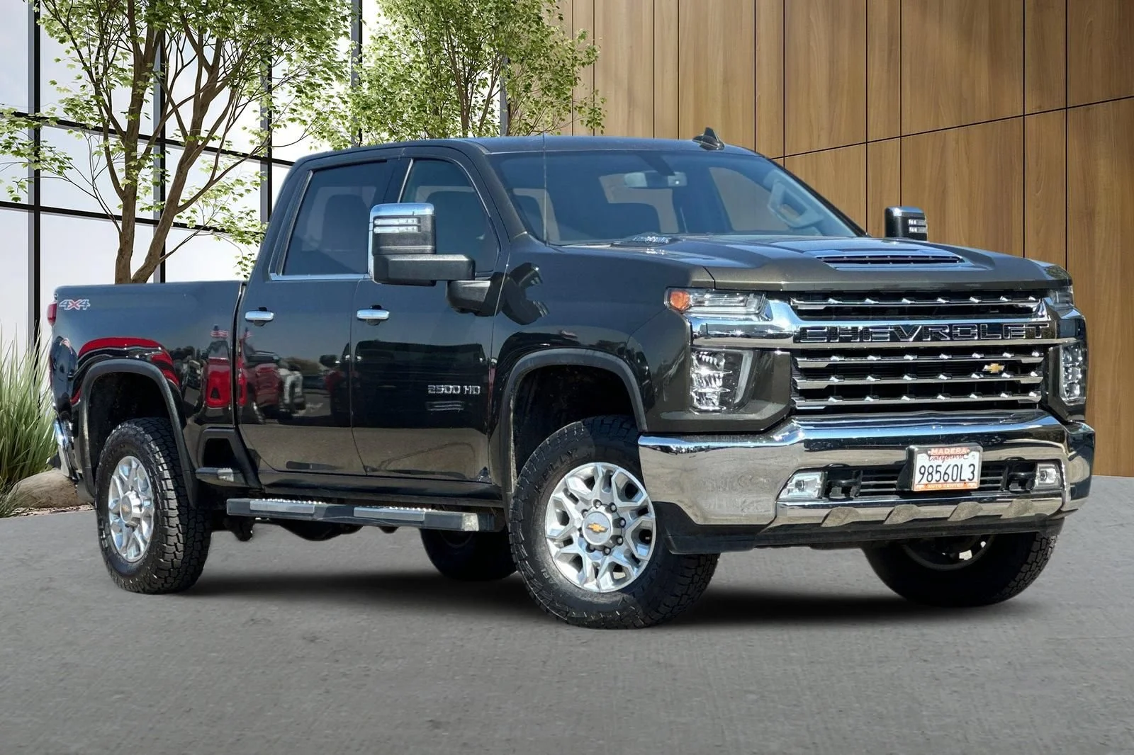 Used 2022 GREENSTONE METALLIC Chevrolet LTZ image 1