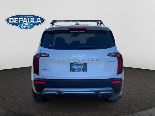 Used 2022 White Pearl Kia EX image 5