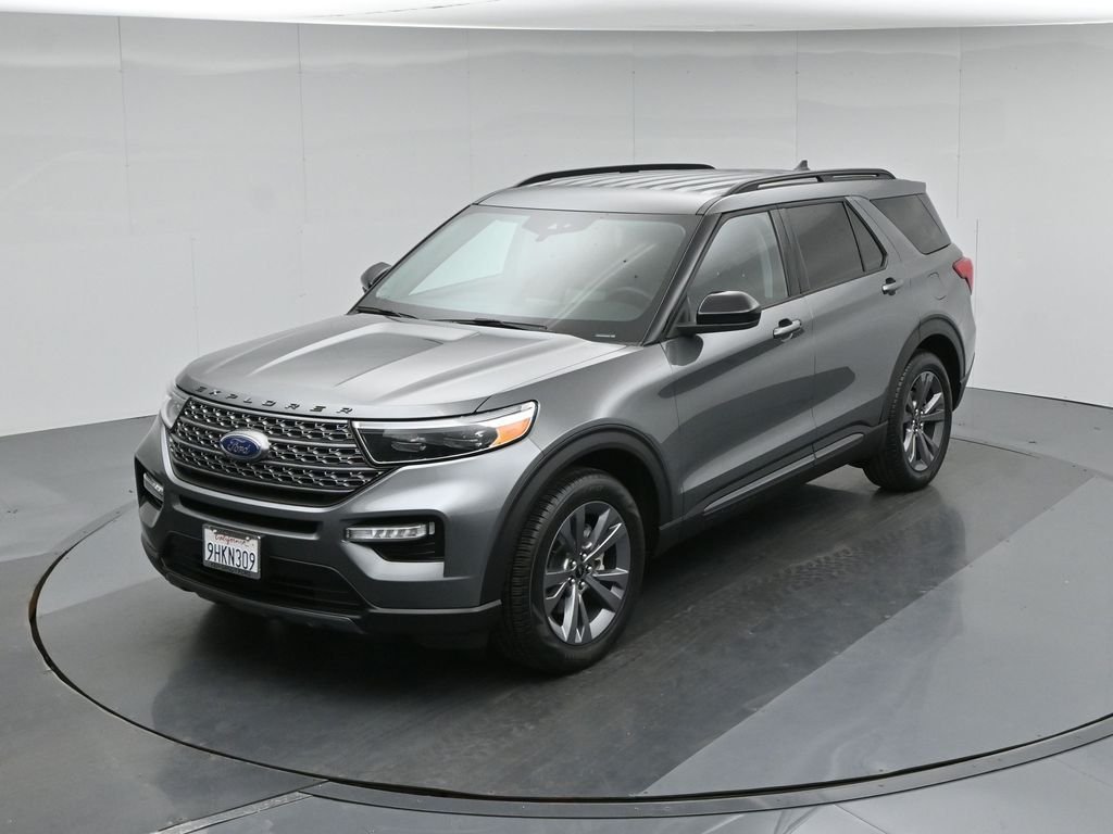 Used 2023 Gray Ford XLT image 39