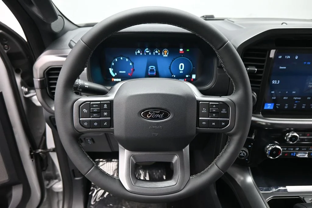 New 2026 Avalanche Ford Lariat image 13
