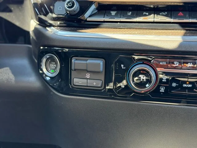2025 Chevrolet Silverado 2500 HD LT - Photo 31