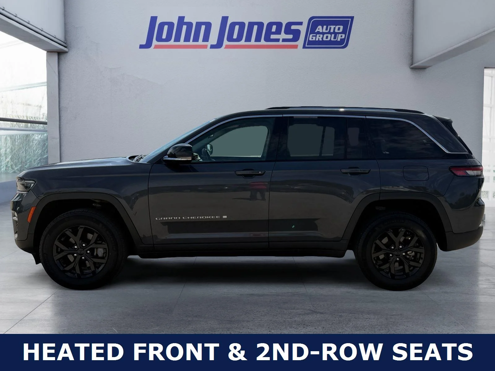 Used 2022 Baltic Gray Metallic Clearcoat Jeep Limited image 2