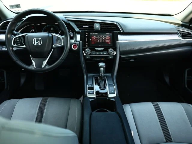 Used 2017 Modern Steel Metallic Honda EX-T image 25