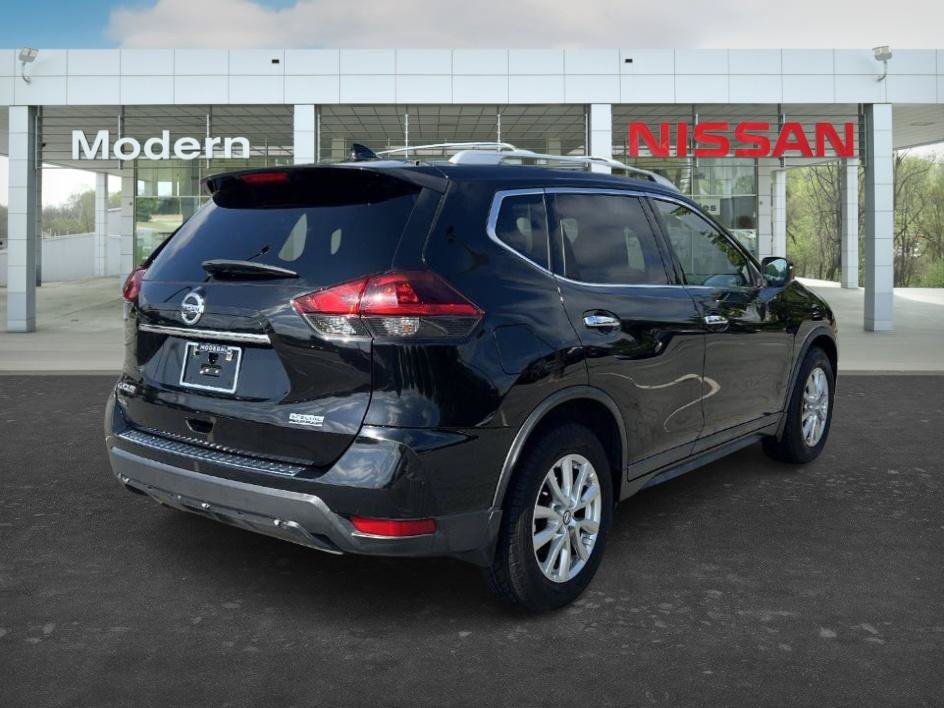 Used 2019 Magnetic Black Pearl Nissan S image 5