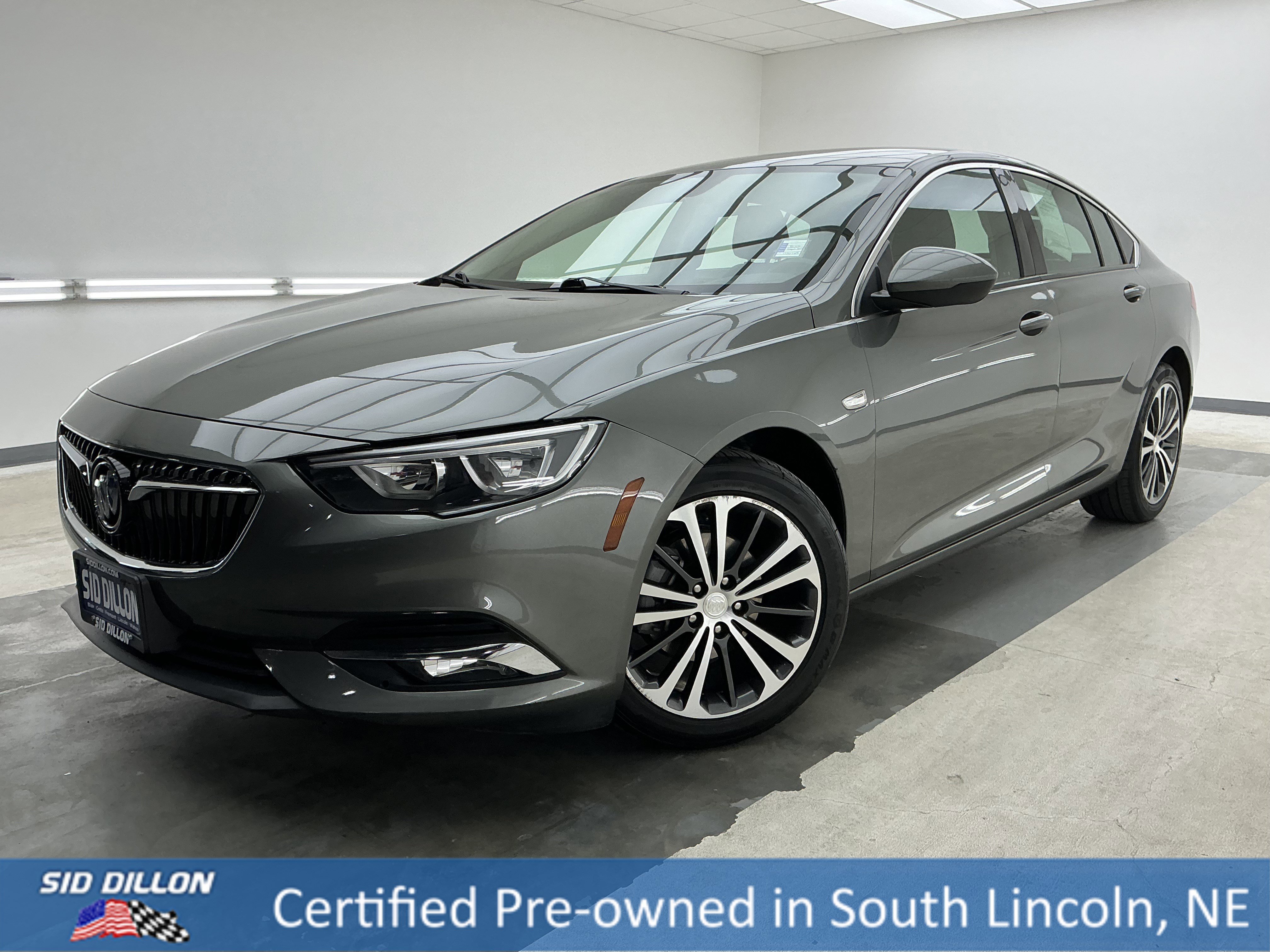 Gray 2018 Buick Regal Sportback Preferred II FWD Sedan Front-Wheel Drive Automatic