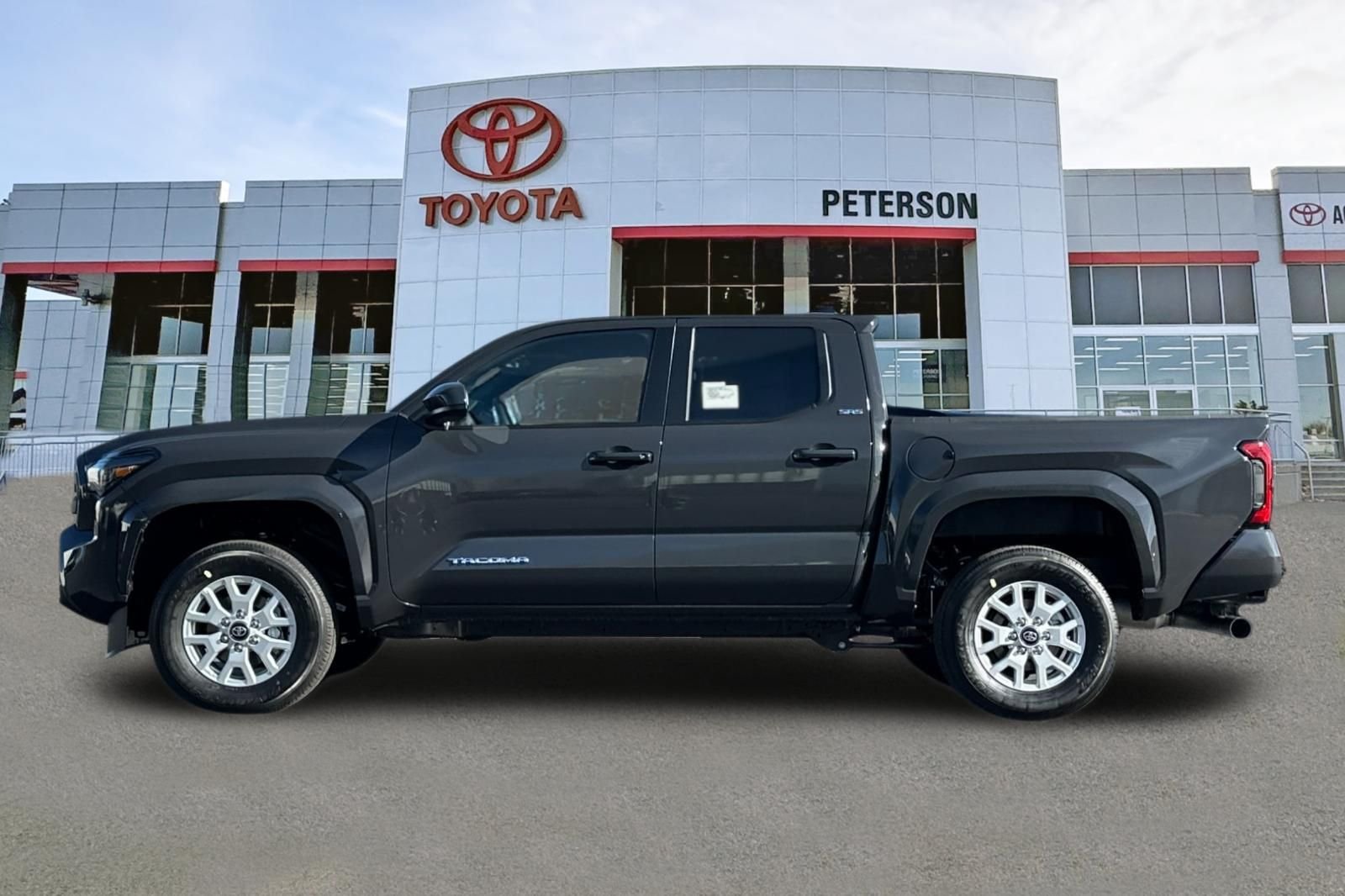 New 2026  Toyota SR5 image 7