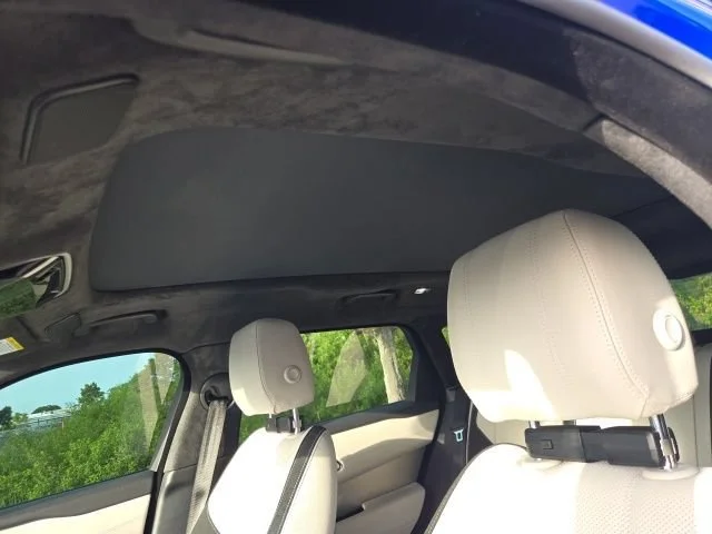Used 2021 Blue Metallic Land Rover R-Dynamic S image 14