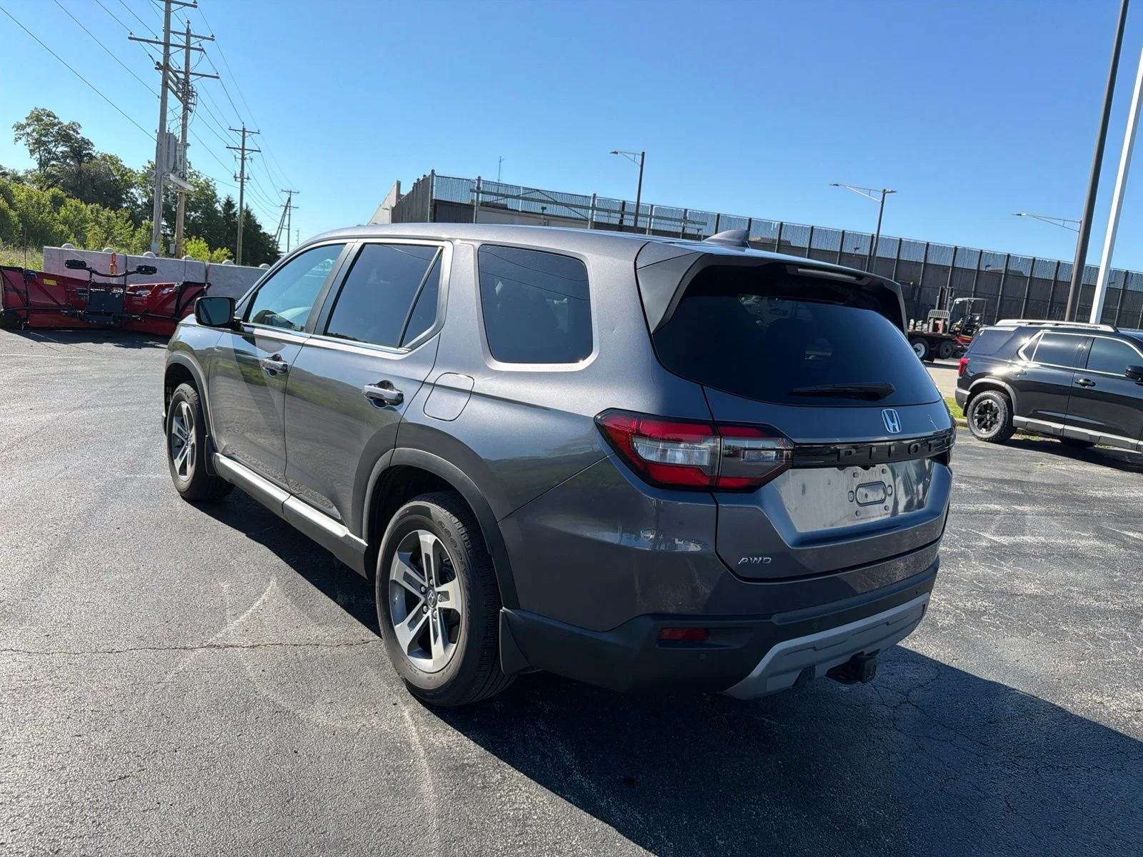 Used 2024 Gray Honda EX-L image 4