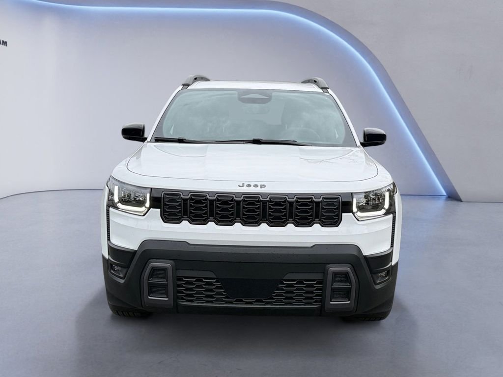 New 2026 Bright White Clear-Coat Exterior Paint Jeep Limited image 9