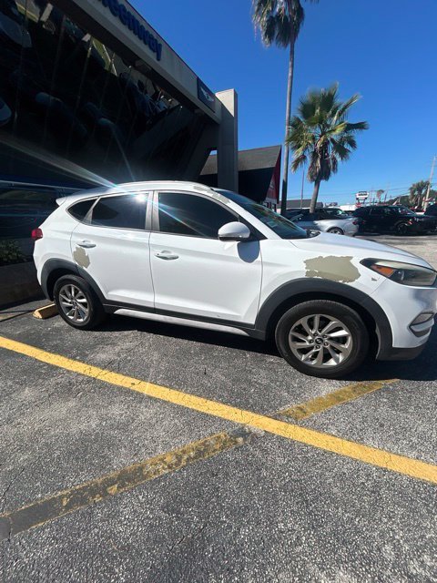 Used 2018 Dazzling White Hyundai SEL Plus image 3