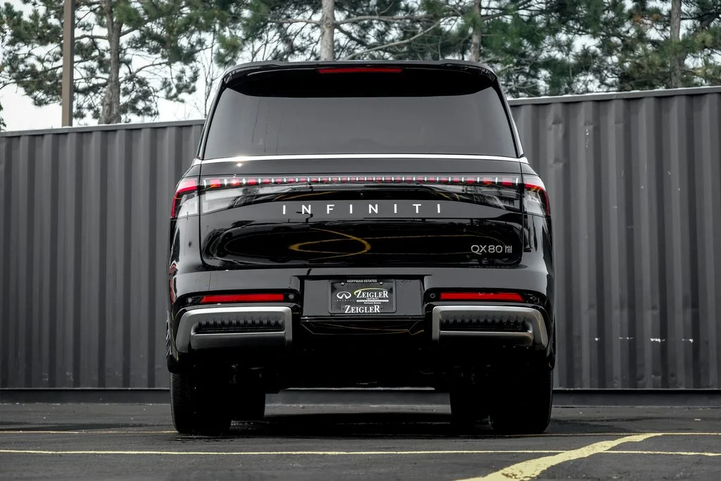 New 2027 BLACK OBSIDIAN INFINITI Luxe 4WD image 8