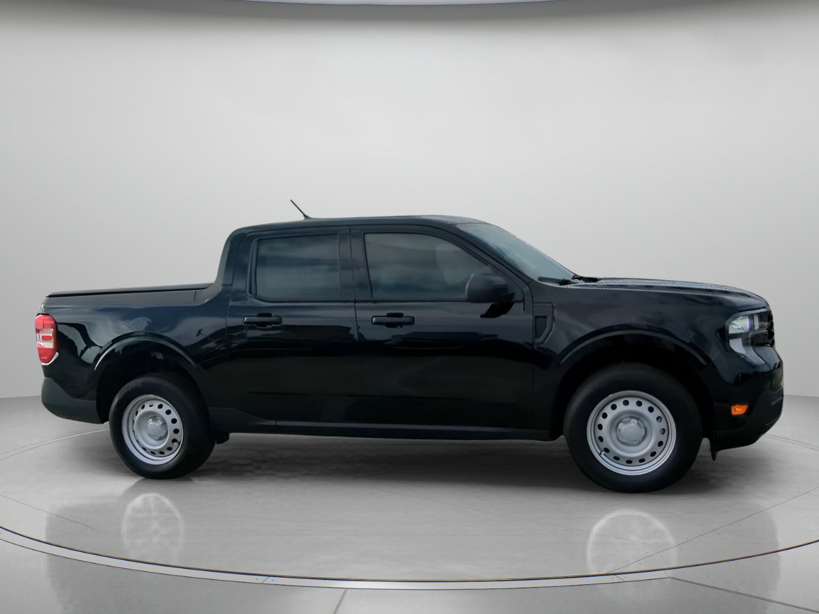 New 2026 Shadow Black Ford XL image 31