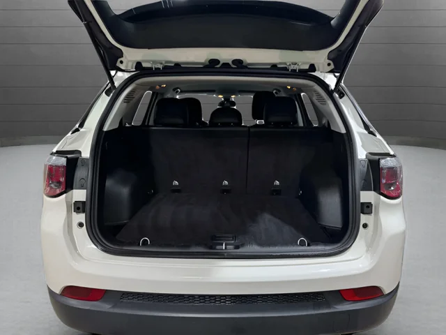 Used 2020 White Jeep Limited image 28