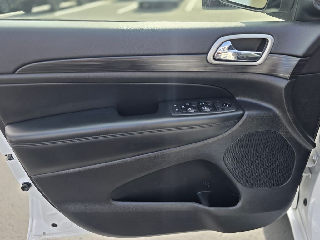 2019 Jeep Grand Cherokee Altitude - Photo 21