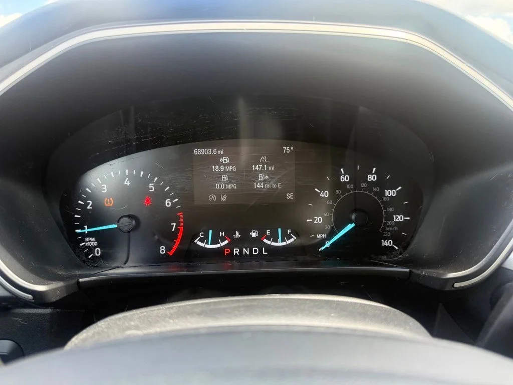 Used 2020 Black Ford SE image 25