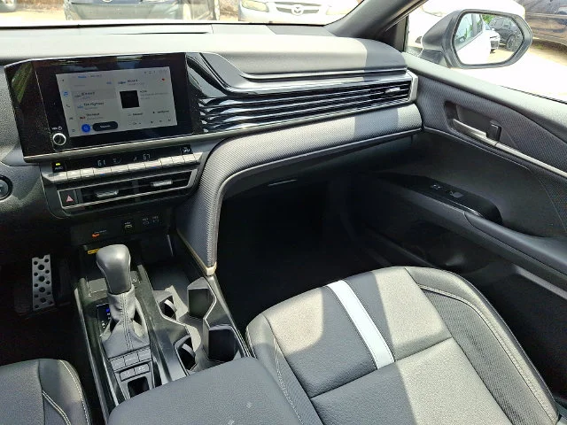 Used 2025 White Toyota SE image 16