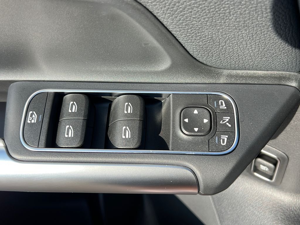 New 2026 Mountain Grey Metallic Mercedes-Benz GLA 250 image 11