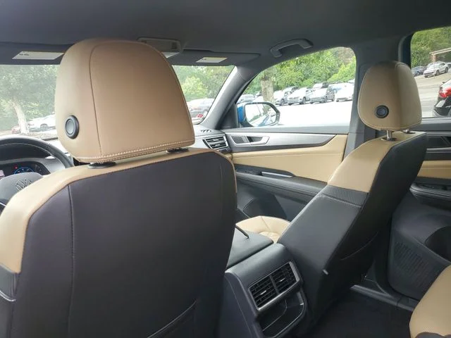 2026 Volkswagen Atlas Cross Sport SE w/Tech - Photo 12