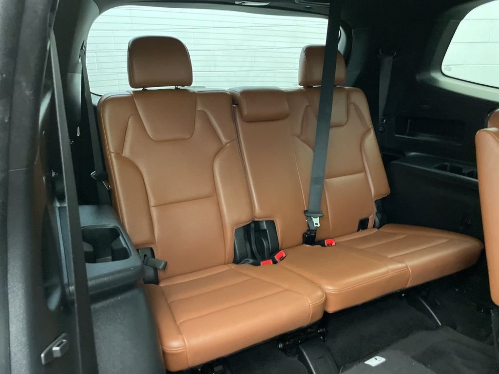 Used 2024 Green Kia EX X-Line image 30