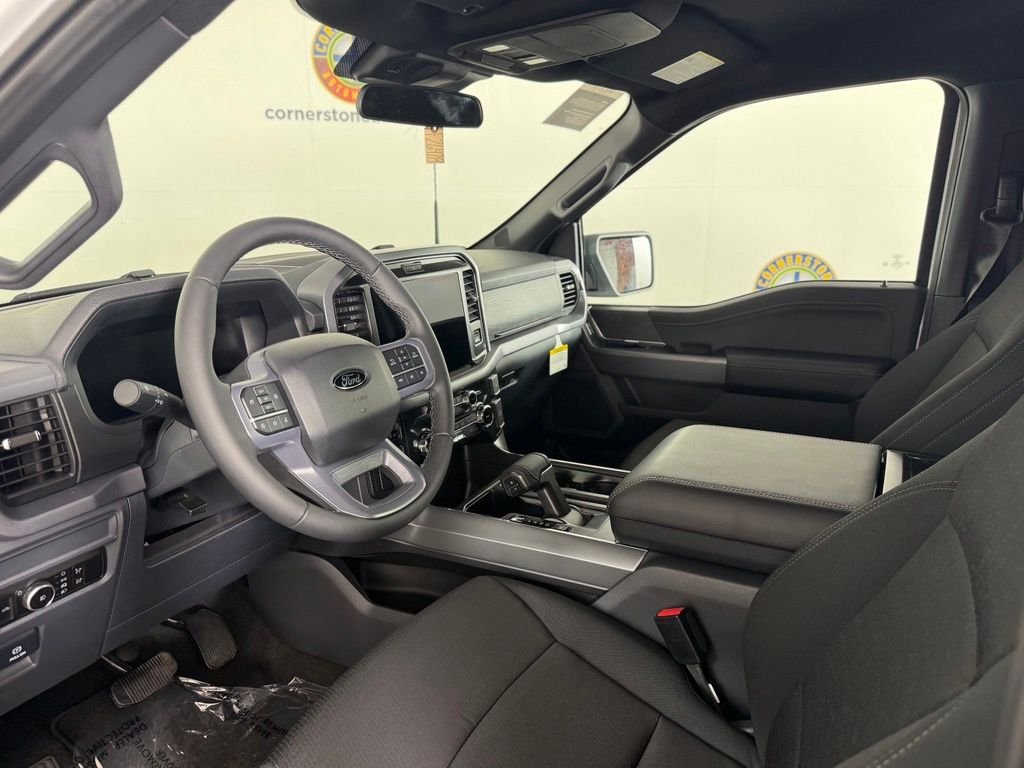 New 2026 White Ford XLT image 11