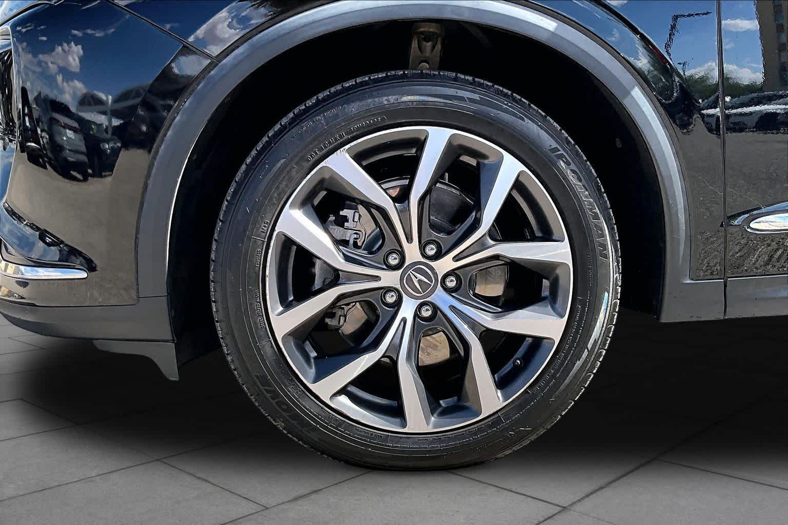 Used 2022 Majestic Black Pearl Acura w/Technology Package image 8