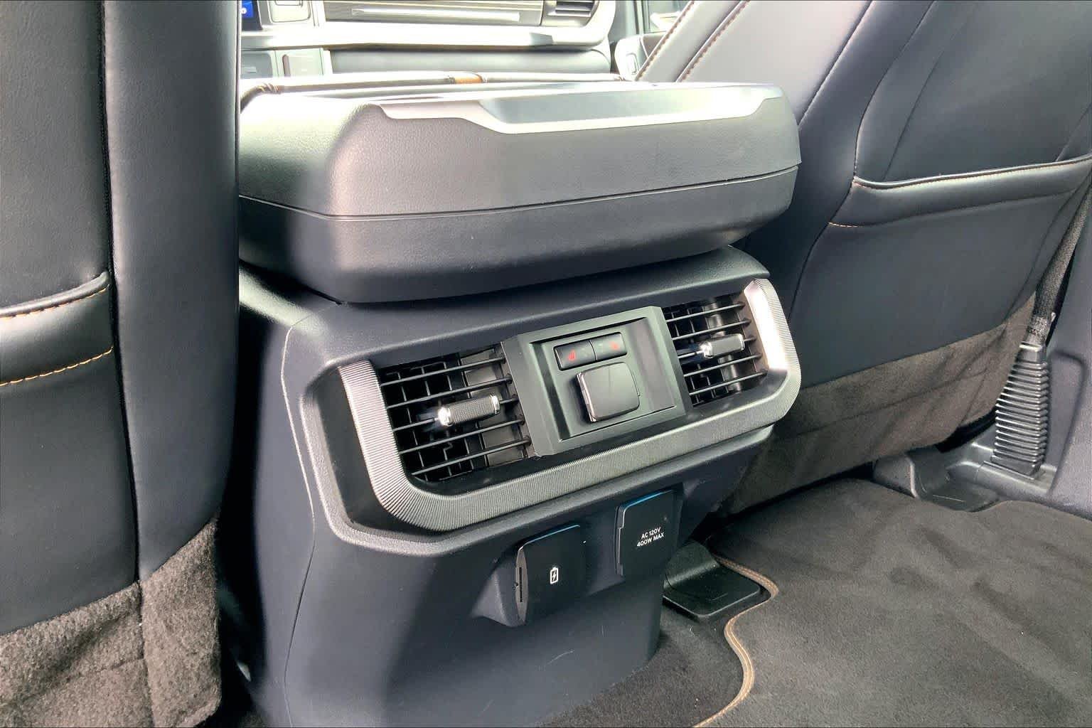 Used 2023 Agate Black Ford Platinum image 36