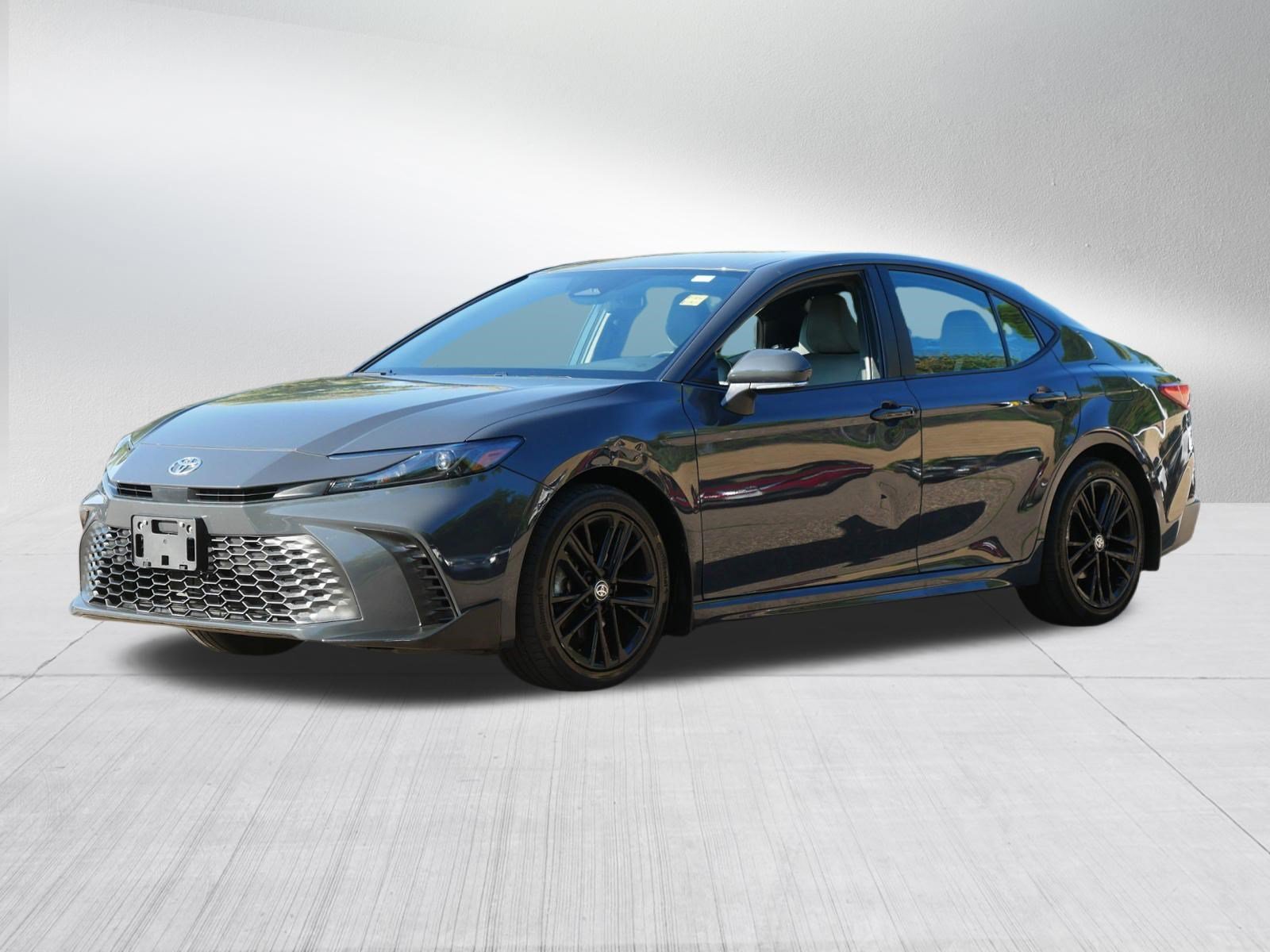 Used 2025 Underground Toyota SE image 3