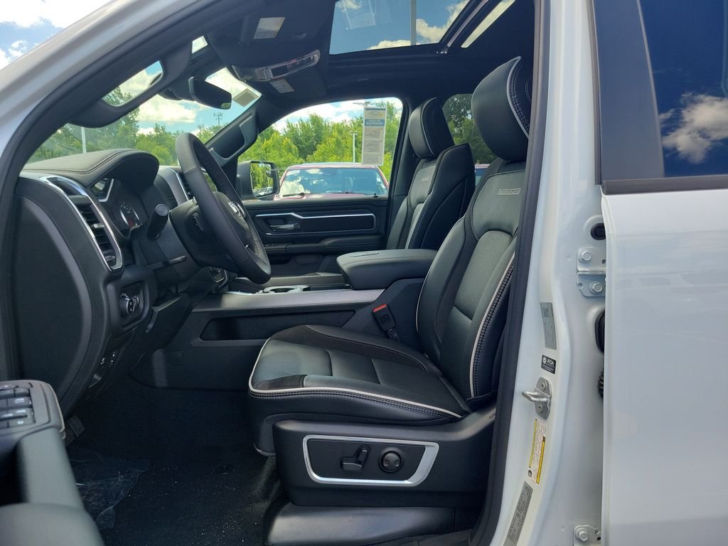New 2026 Bright White Clear-Coat Exterior Paint RAM Laramie image 17